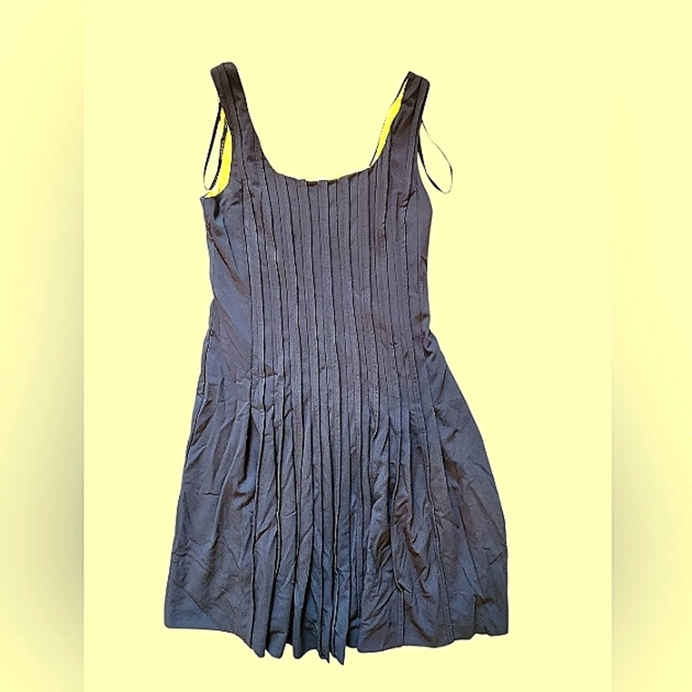 EUC Marc New York Andrew Marc Gray Sleeveless Shift Dress Size 6
